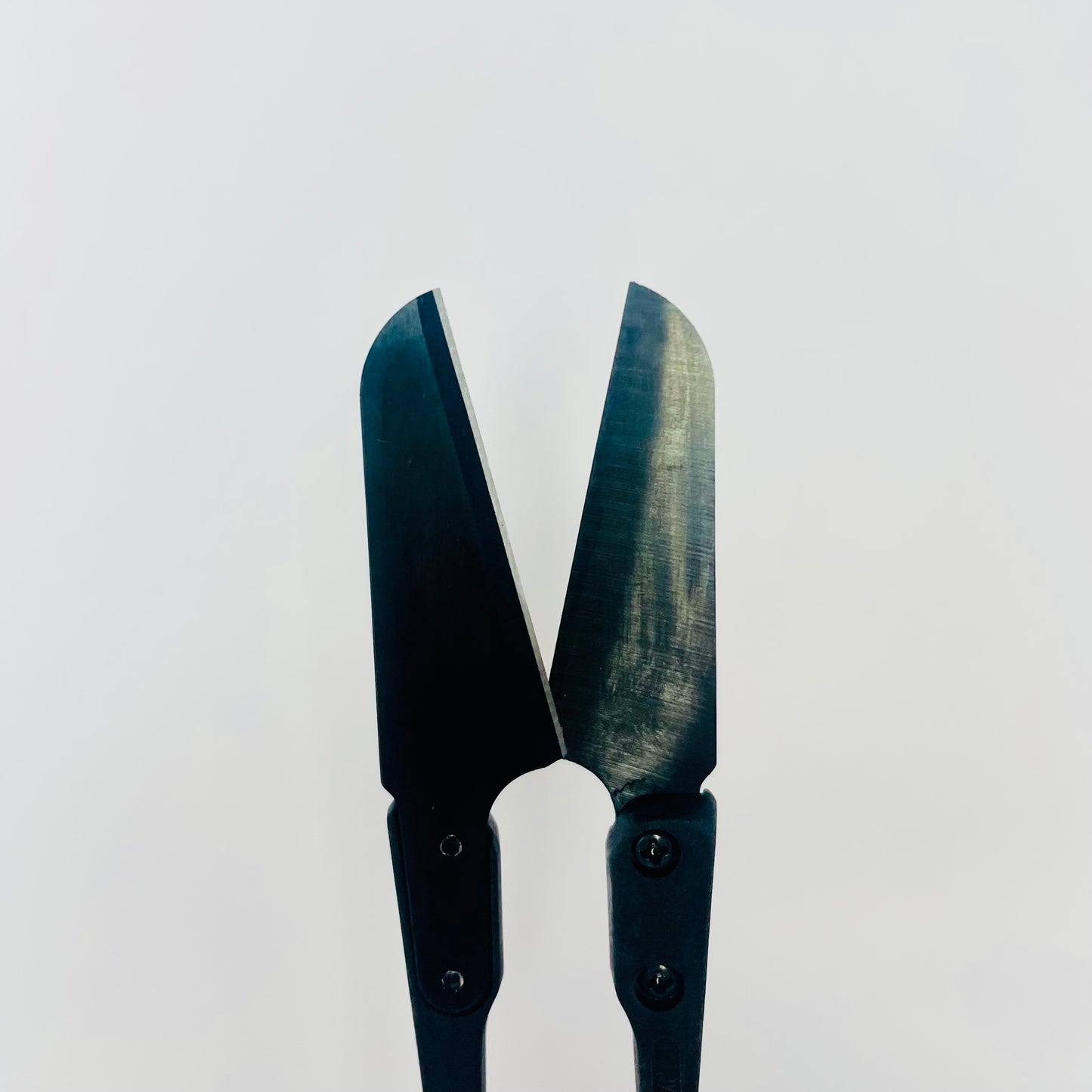 Abgerundeter Fadenschneider 10,5 cm von Clover