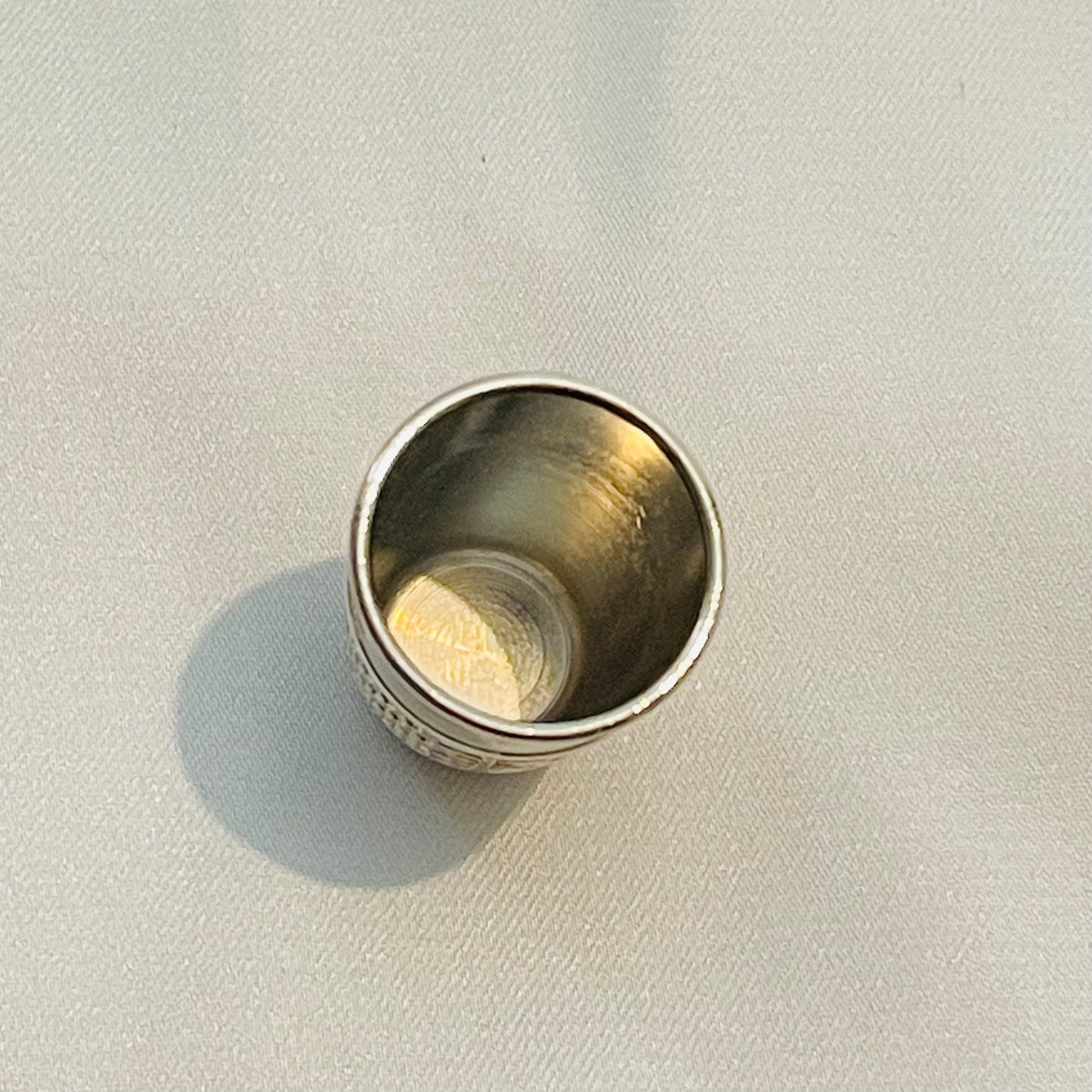 Clover Grooved Top Metal Thimble -Made in Japan-