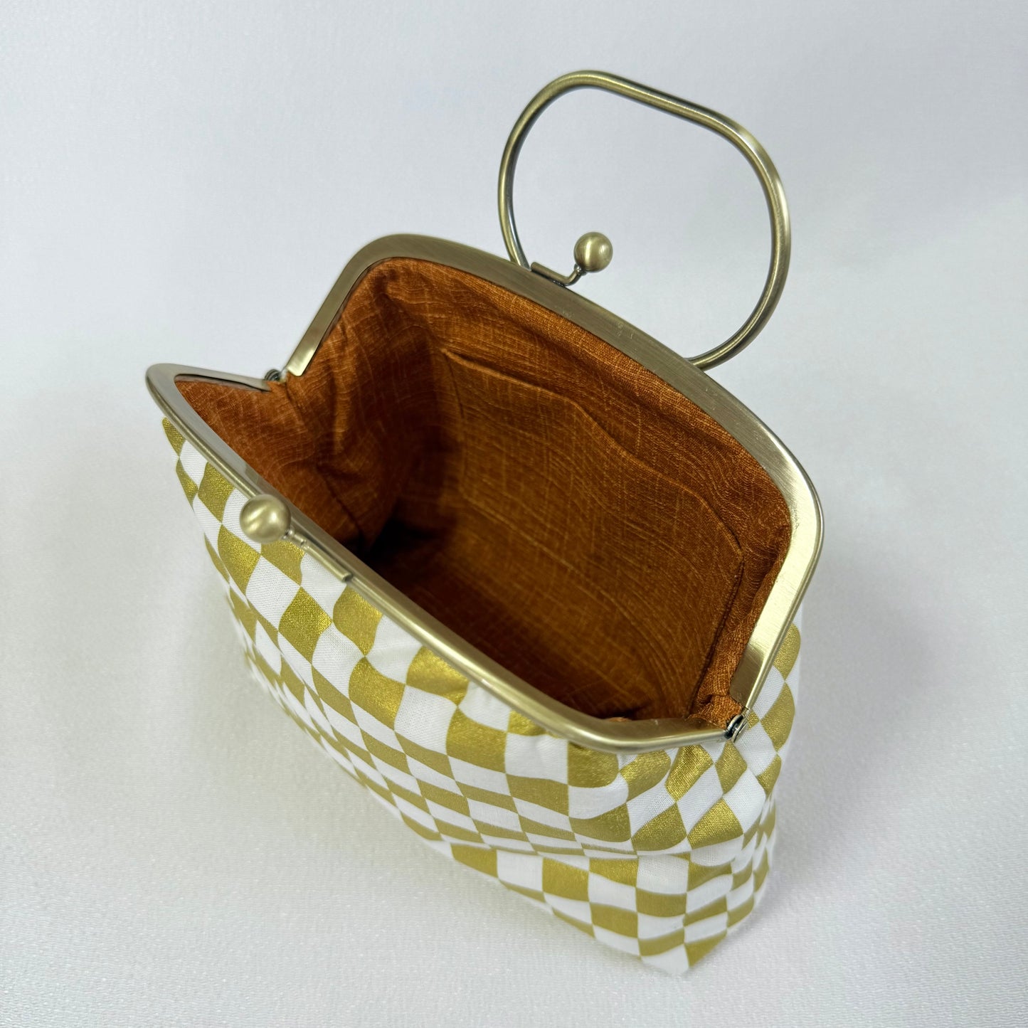 Handmade Japanese Motifs Frame Purse "ICHIMATSU", Gold