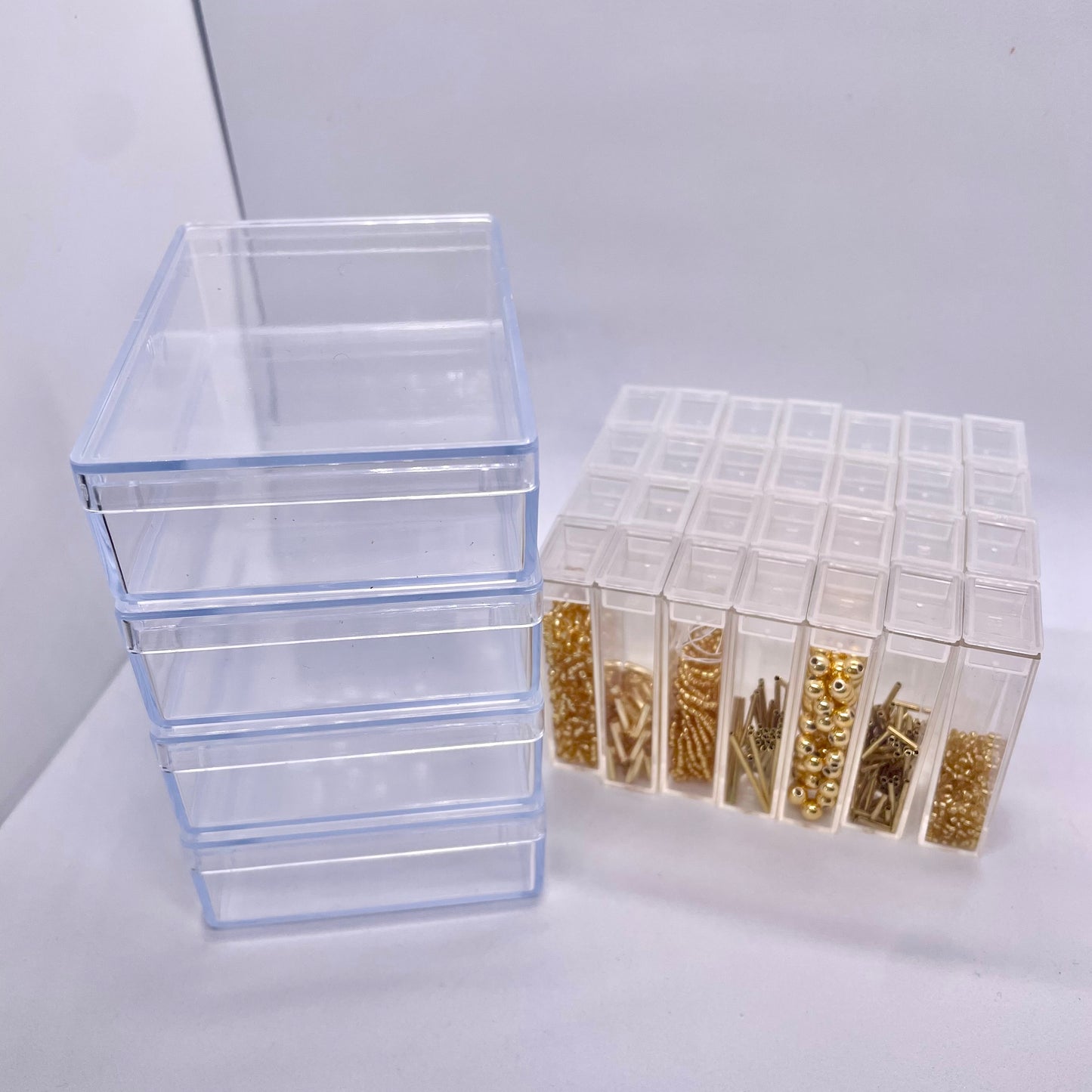 Bead Storage Organizer: 28 Clear Plastic Cases